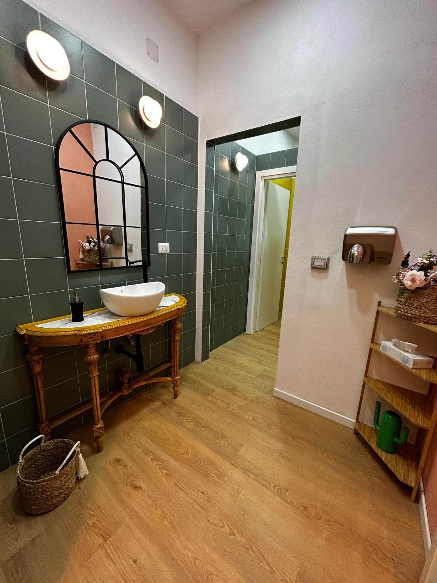 Appartamento Santa House Napoli Esterno foto